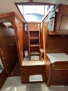 salon, Rival 41, sailboat for sale