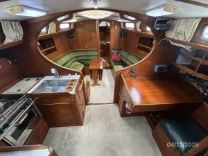 salon, Rival 41, sailboat for sale