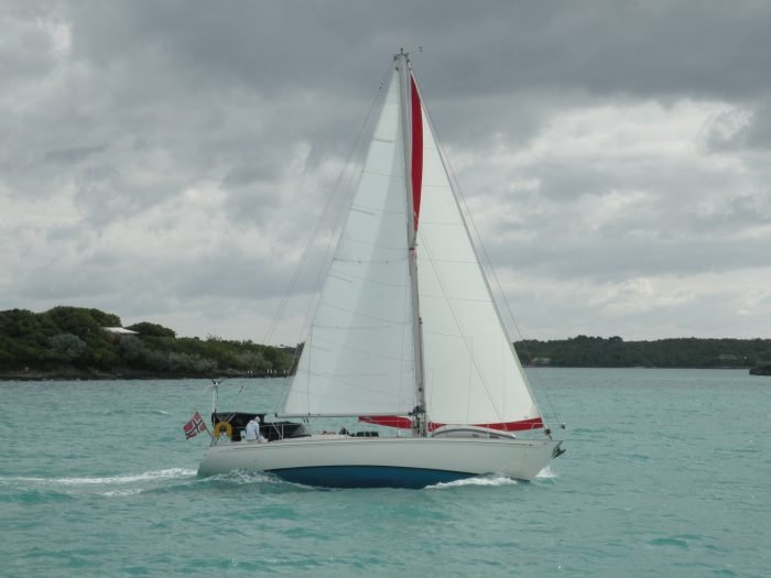 underway, Rival 41, sailboat for sale