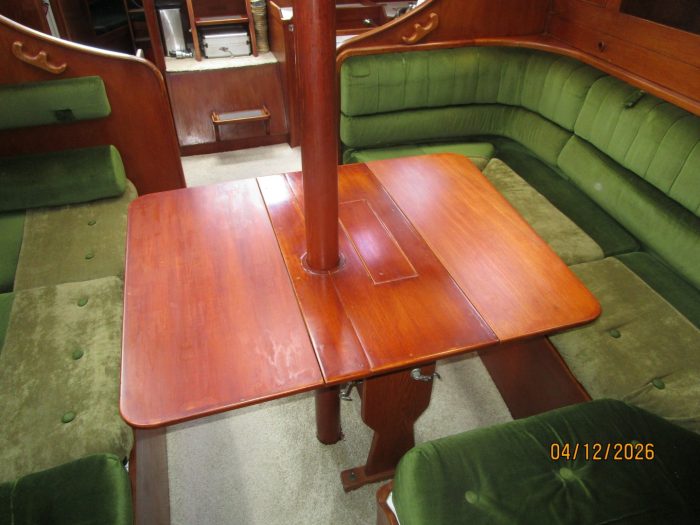 salon, Rival 41, sailboat for sale