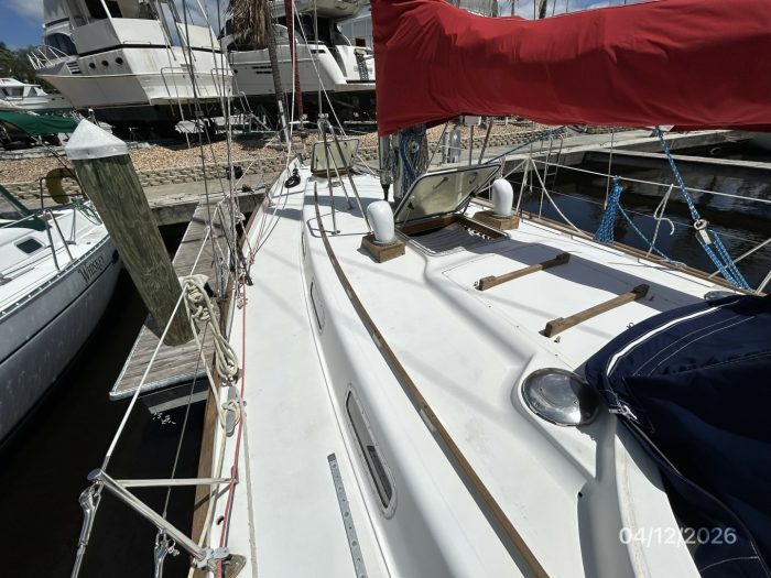 deck, Rival 41, sailboat for sale