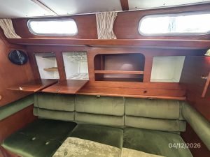 salon, Rival 41, sailboat for sale