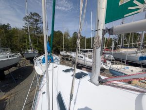 deck, Beneteau 331, sailboat for sale