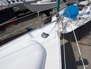 deck, Beneteau 331, sailboat for sale