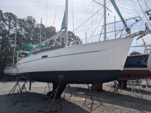 boatyard, Beneteau 331, sailboat for sale