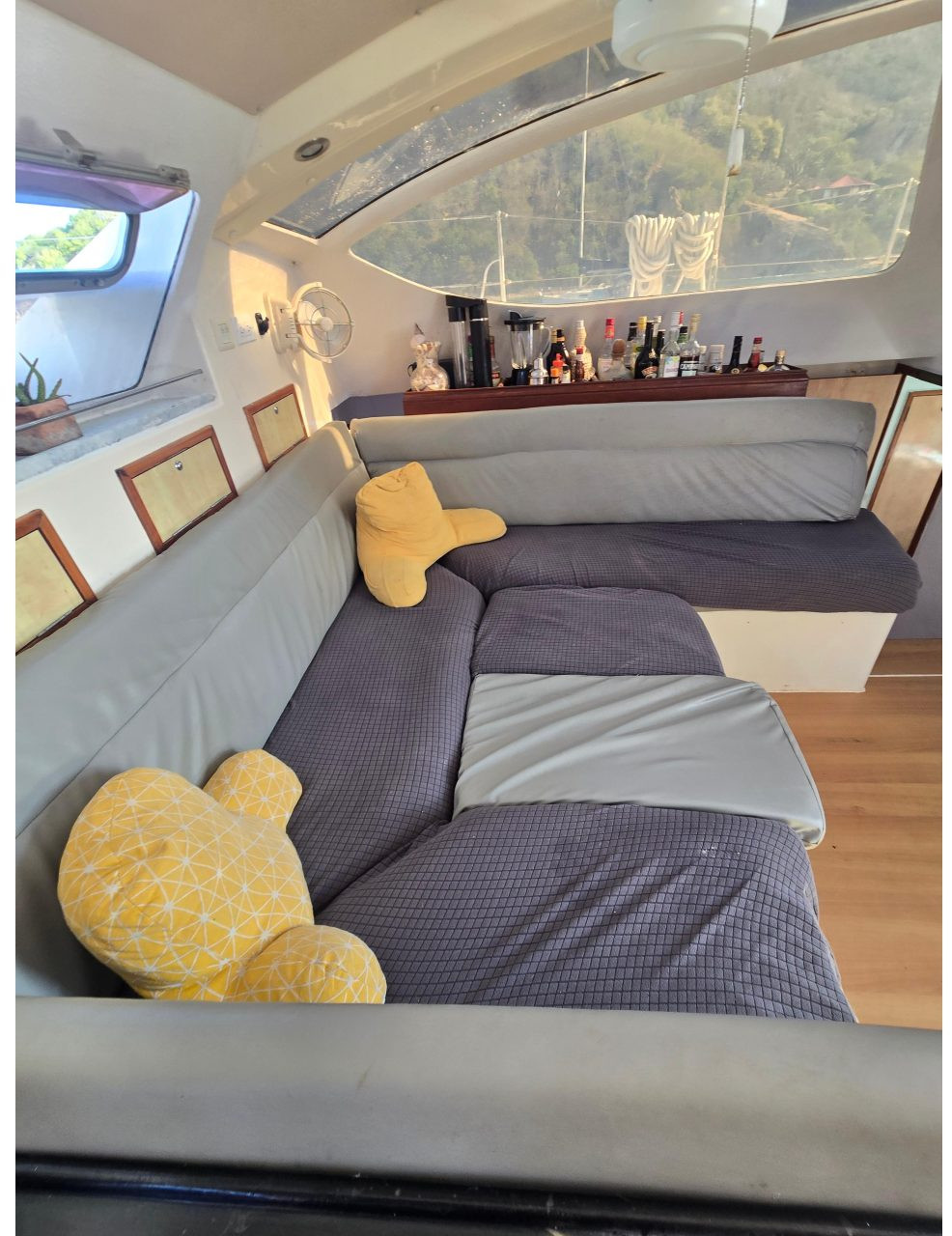 salon, Admiral 40, catamaran for sale