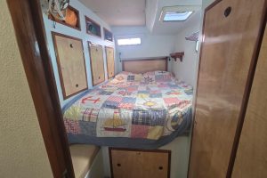 bed, Admiral 40, catamaran for sale