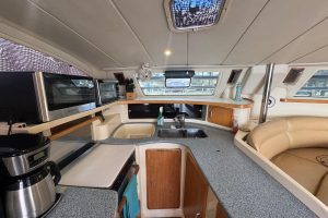 salon, Leopard 42, catamaran for sale