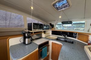 salon, Leopard 42, catamaran for sale