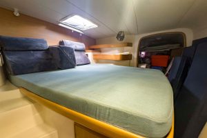 bed, Leopard 42, catamaran for sale
