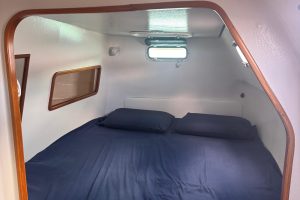 bed, Fortuna 401 Island Spirit, catamaran for sale