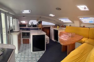 salon, Fortuna 401 Island Spirit, catamaran for sale