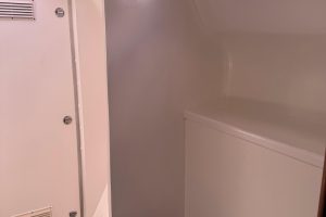 bath, Fortuna 401 Island Spirit, catamaran for sale