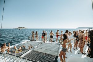 deck, FP 80 Tahiti, catamaran for sale