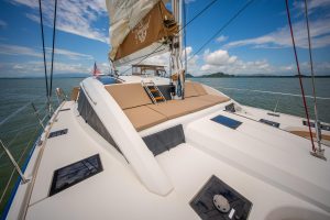 deck, Privilege 510, catamaran for sale