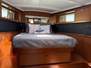 bed, Beneteau 48 Oceanis, sailboat for sale