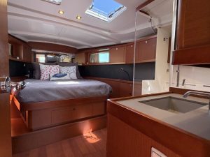 bed, Beneteau 48 Oceanis, sailboat for sale