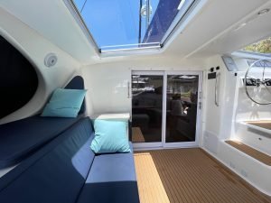 salon, Knysna 500, catamaran for sale