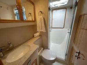 bath, Knysna 500, catamaran for sale