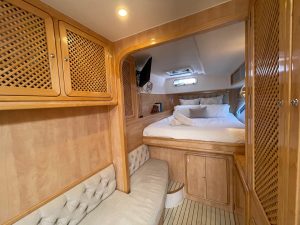 bed, Knysna 500, catamaran for sale