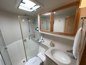 bath, Knysna 500, catamaran for sale