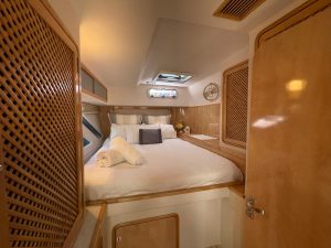 bed, Knysna 500, catamaran for sale
