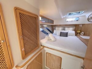 bed, Knysna 500, catamaran for sale