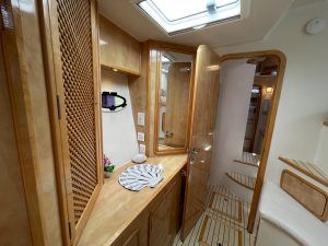 navigation station, Knysna 500, catamaran for sale