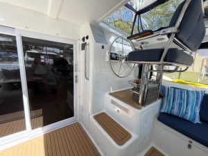 helm, Knysna 500, catamaran for sale
