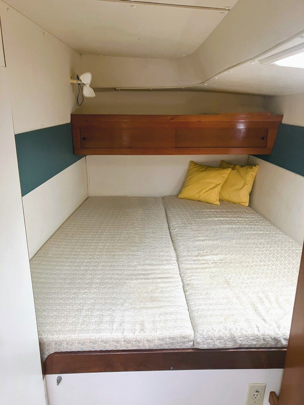 1994 Lagoon 42 TPI