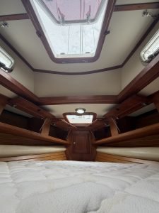 bed, Valiant 42, sailboat for sale
