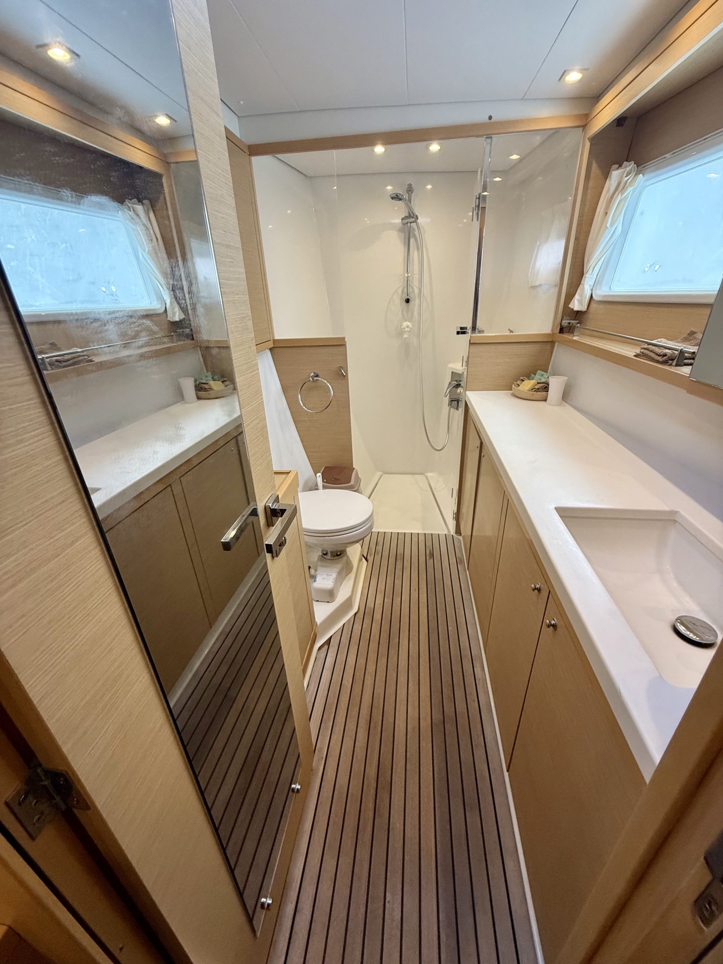 2020 Lagoon 450s