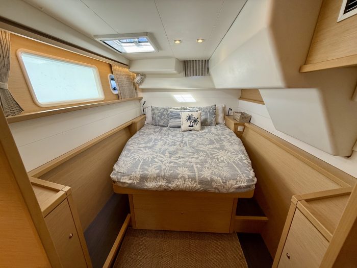 bed, Lagoon 450, catamaran for sale