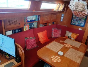 salon, Van De Stadt 343, sailboat for sale
