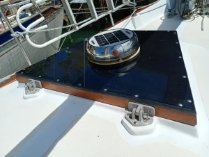 deck, Irwin 32.5, sailboat for sale