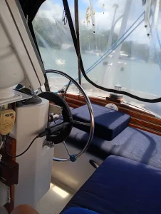 helm, Irwin 32.5, sailboat for sale