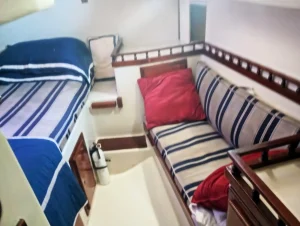 salon, Irwin 32.5, sailboat for sale