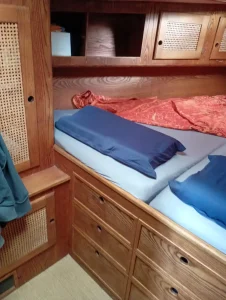 bed, Van De Stadt 343, sailboat for sale