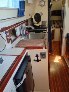 interior, Irwin 32.5, sailboat for sale