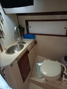 bath, Irwin 32.5, sailboat for sale