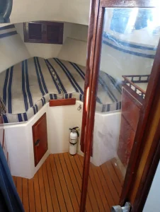 bed, Irwin 32.5, sailboat for sale