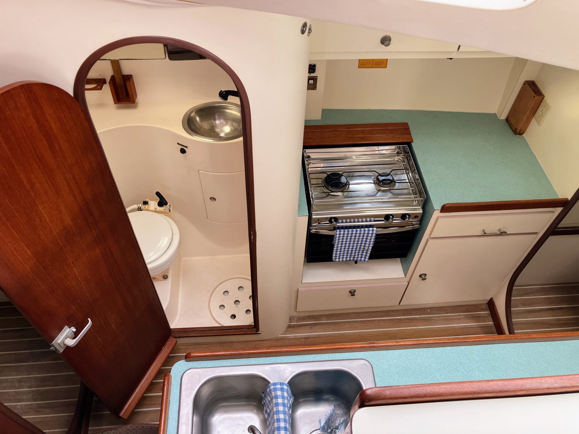 1994 Lagoon 42 TPI