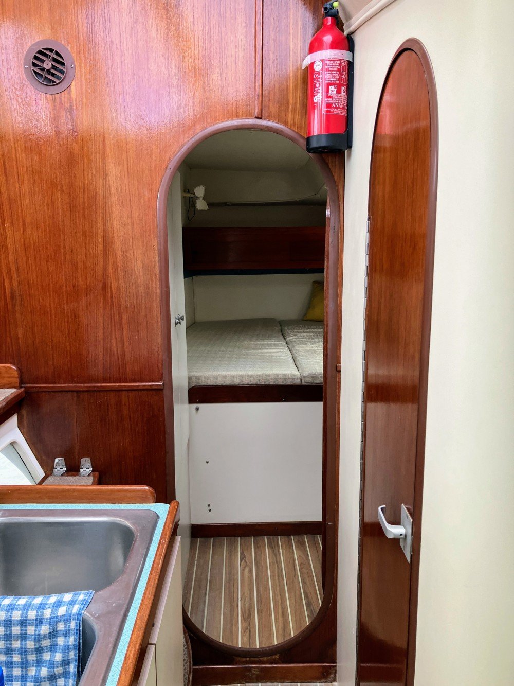 1994 Lagoon 42 TPI