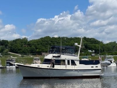 Hatteras 42 LRC, trawler for sale