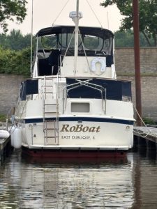 exterior, Hatteras 42 LRC, trawler for sale