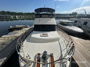 exterior, Hatteras 42 LRC, trawler for sale