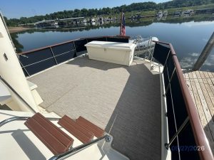 cockpit, Hatteras 42 LRC, trawler for sale