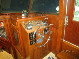 navigation station, Hatteras 42 LRC, trawler for sale