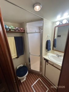 bath, Hatteras 42 LRC, trawler for sale