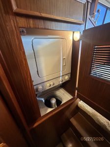 interior, Hatteras 42 LRC, trawler for sale